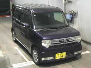 DAIHATSU MOVE CONTE