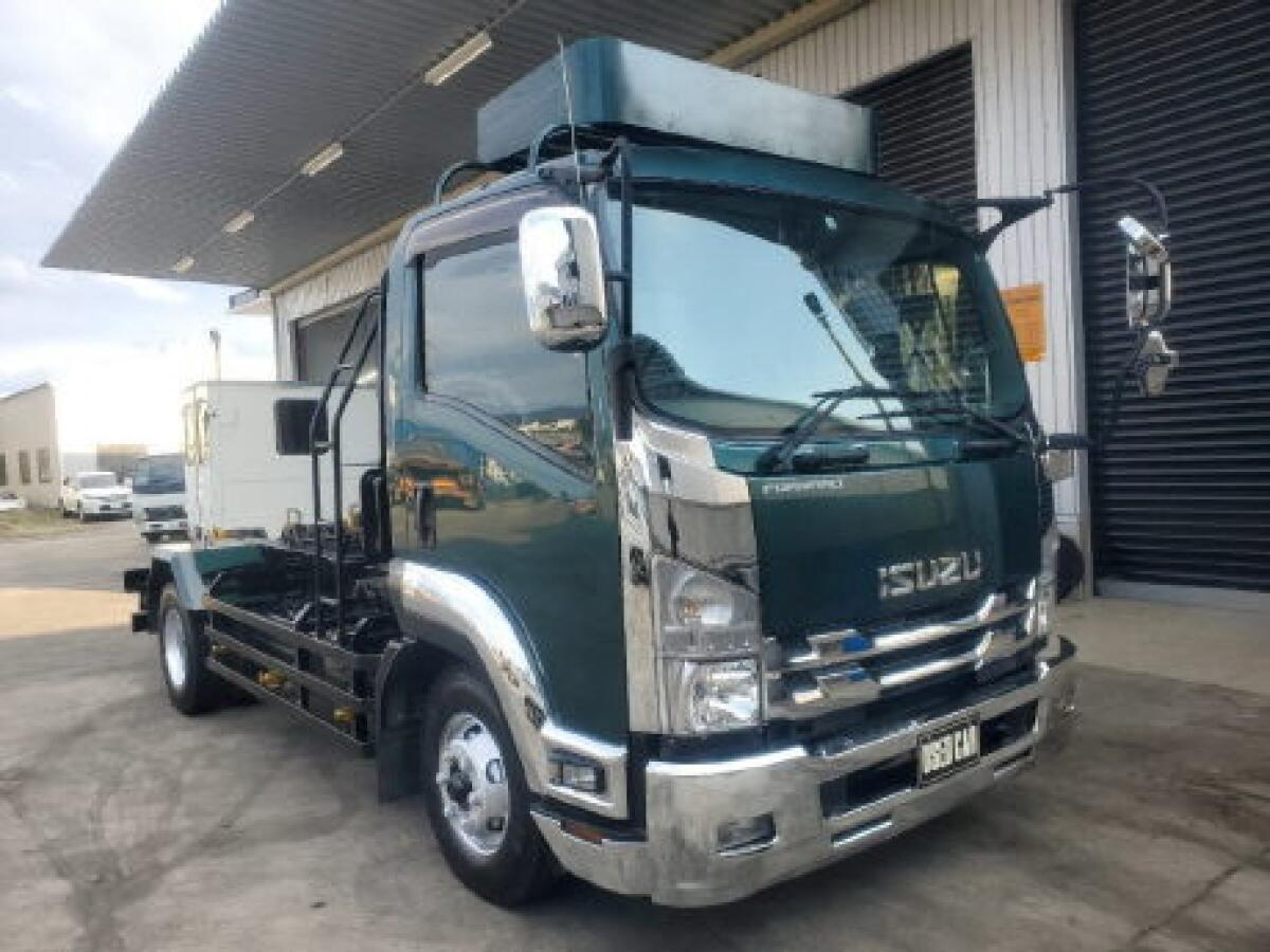 ISUZU FORWARD
