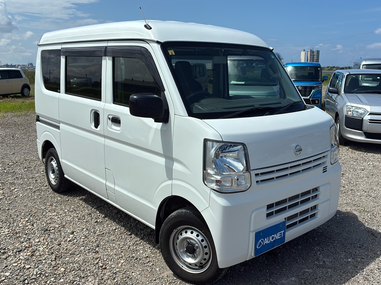 NISSAN NV100 CLIPPER