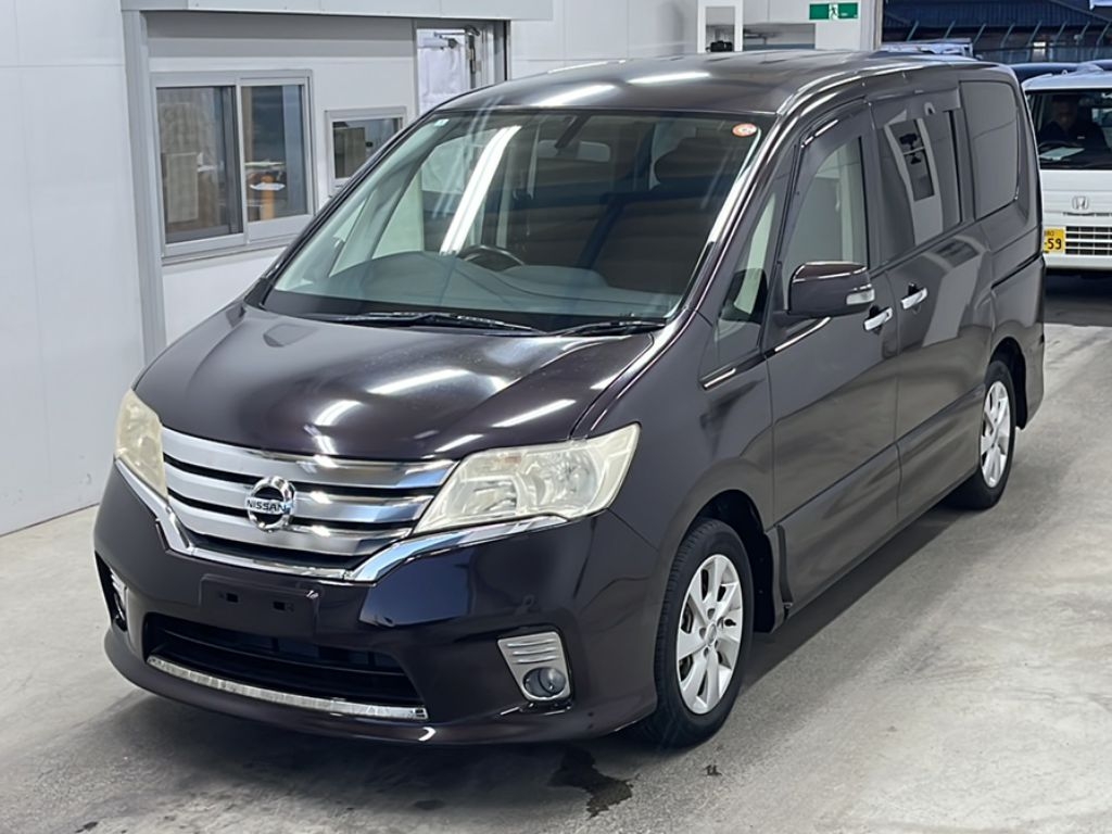 NISSAN SERENA