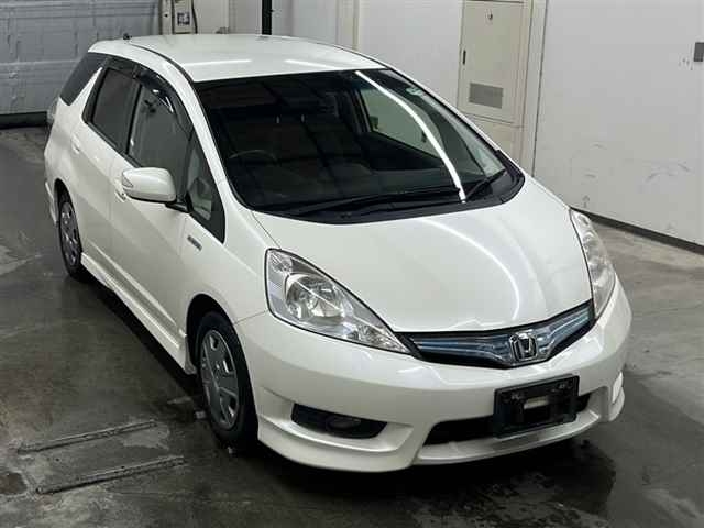 HONDA FIT SHUTTLE HYBRID