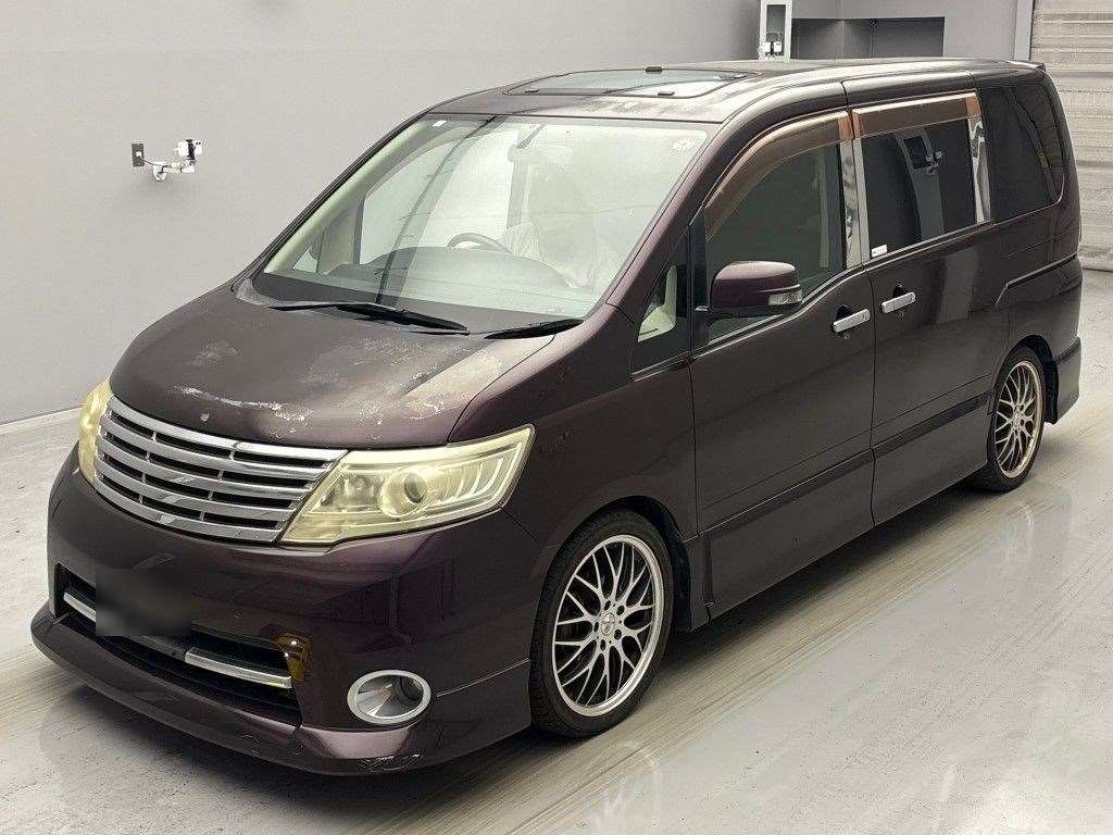 NISSAN SERENA