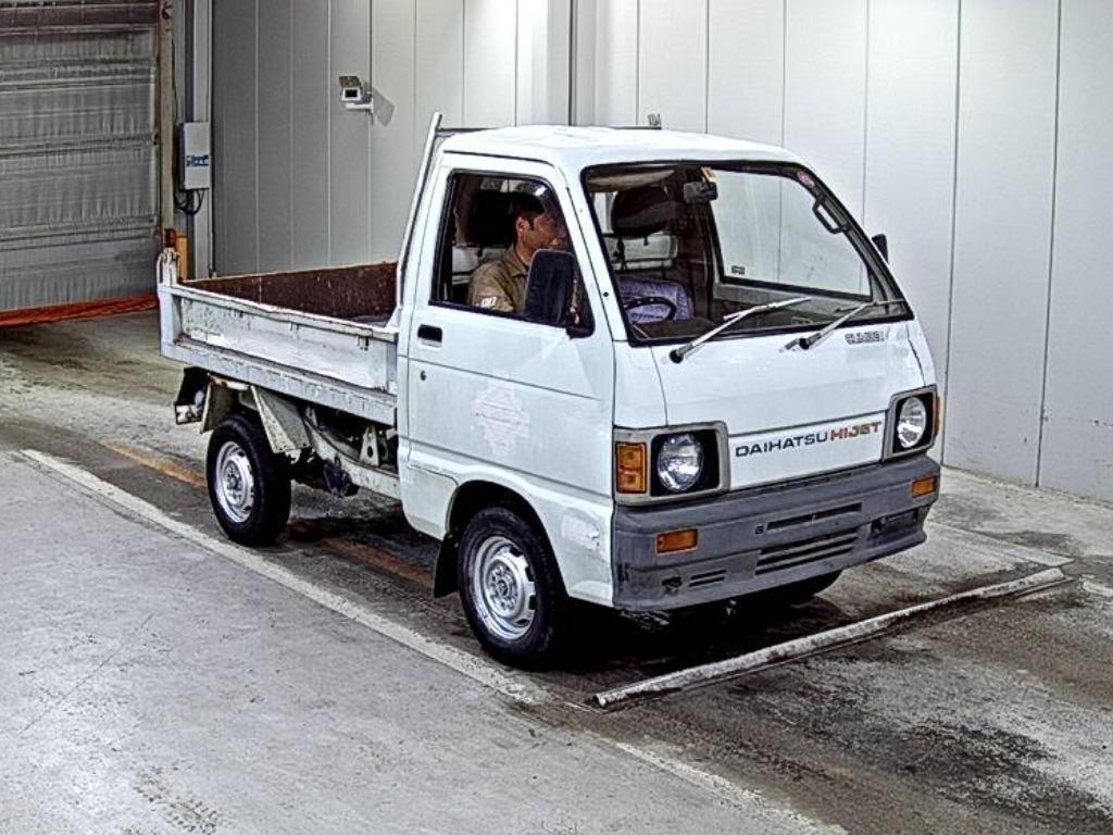 DAIHATSU HIJET TRUCK