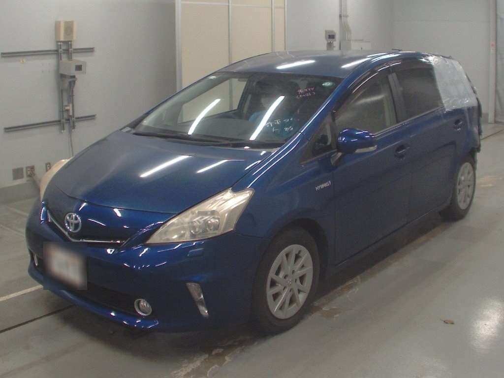 TOYOTA PRIUS ALPHA
