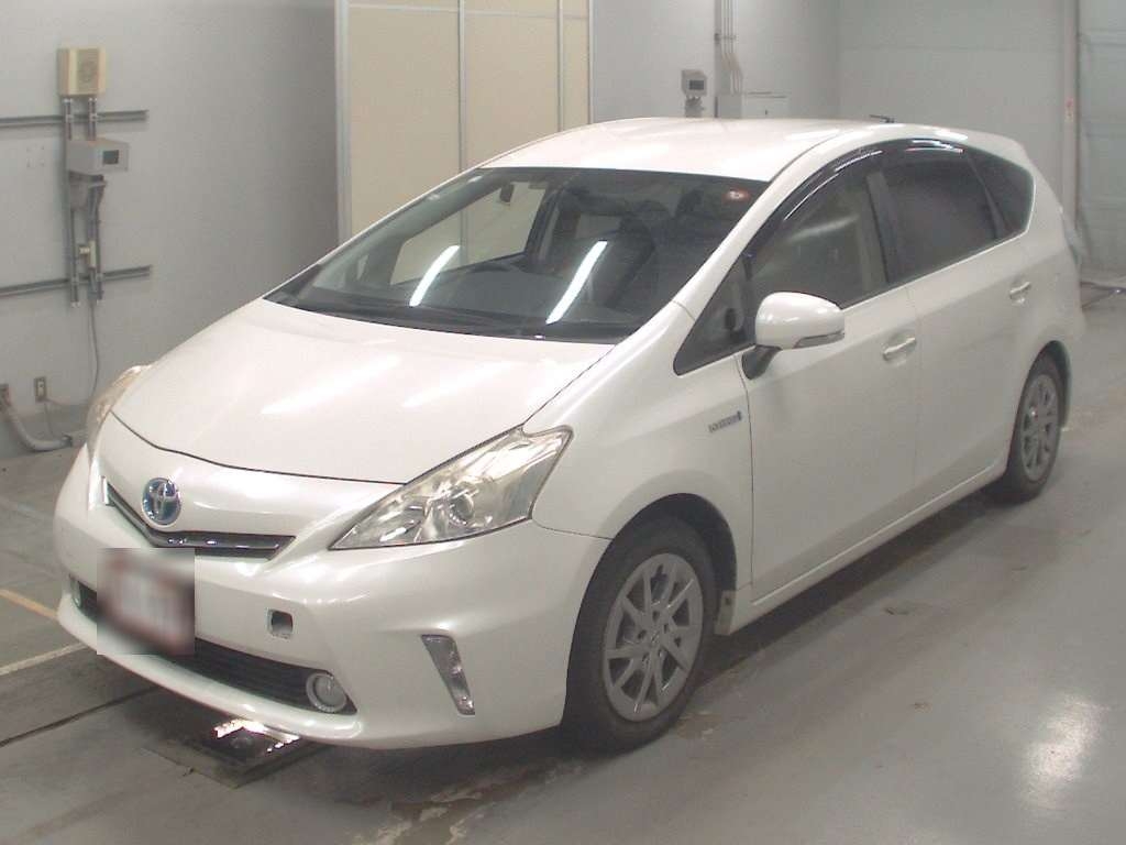 TOYOTA PRIUS ALPHA