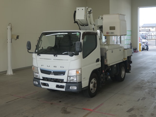 MITSUBISHI CANTER