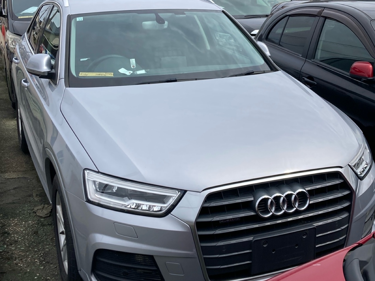 AUDI Q3