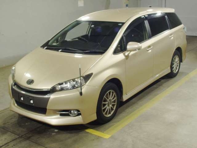 TOYOTA WISH