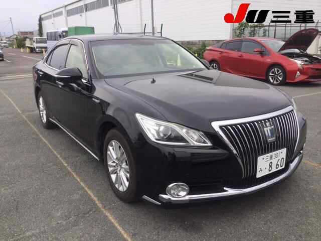 TOYOTA CROWN