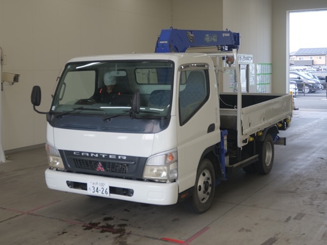 MITSUBISHI CANTER