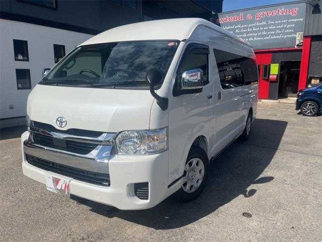 TOYOTA HIACE WAGON