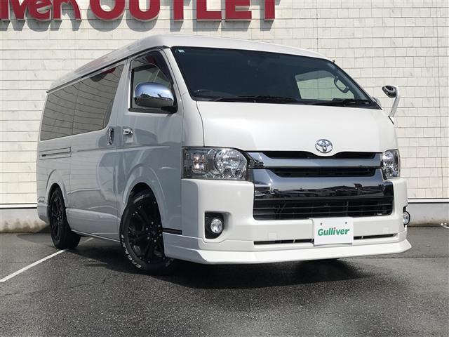 TOYOTA REGIUS VAN