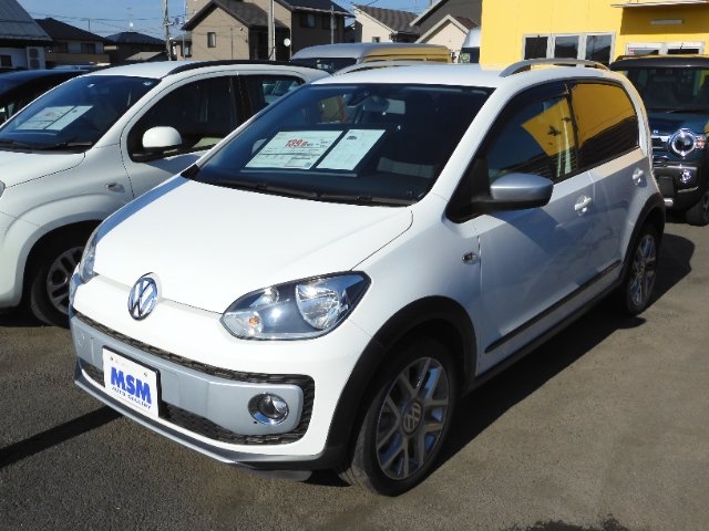 VOLKSWAGEN UP!