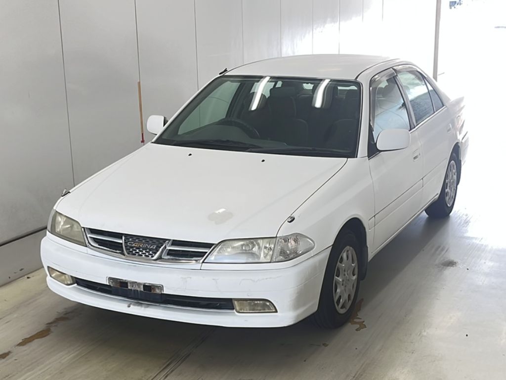 TOYOTA CARINA