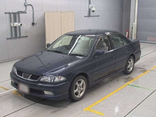 TOYOTA CARINA