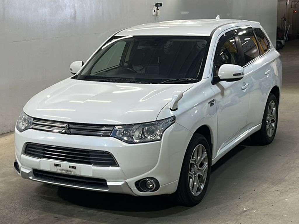 MITSUBISHI OUTLANDER PHEV