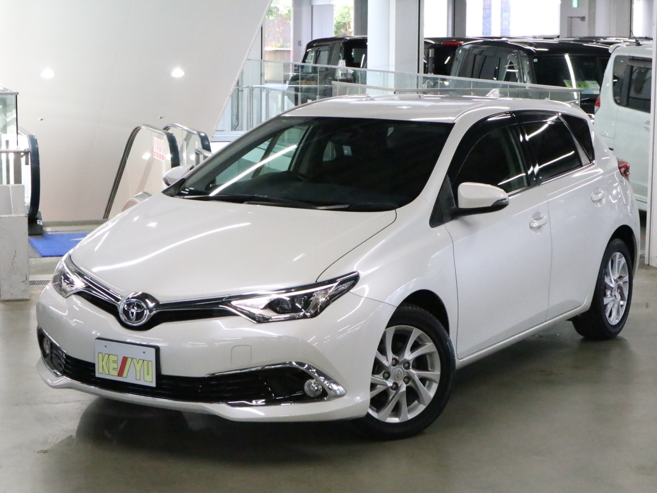 TOYOTA AURIS