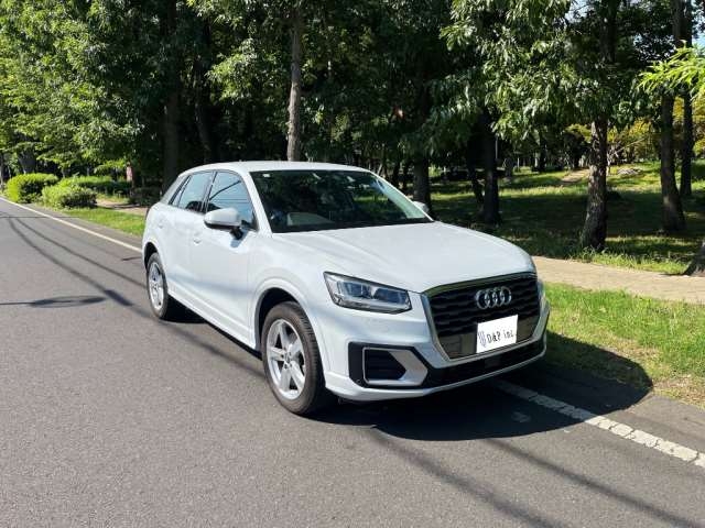 AUDI Q2
