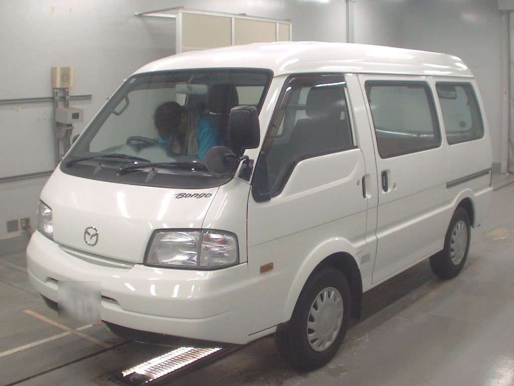 MAZDA BONGO VAN