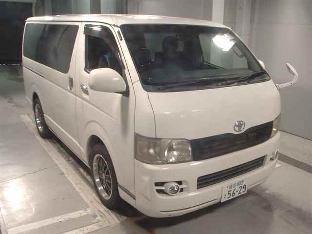 TOYOTA HIACE VAN