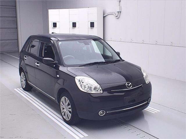 MAZDA VERISA