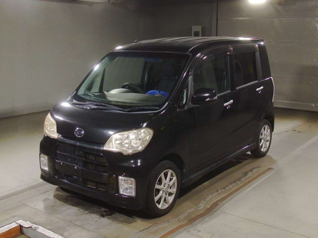 DAIHATSU TANTO EXE