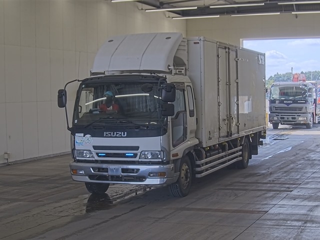 ISUZU FORWARD