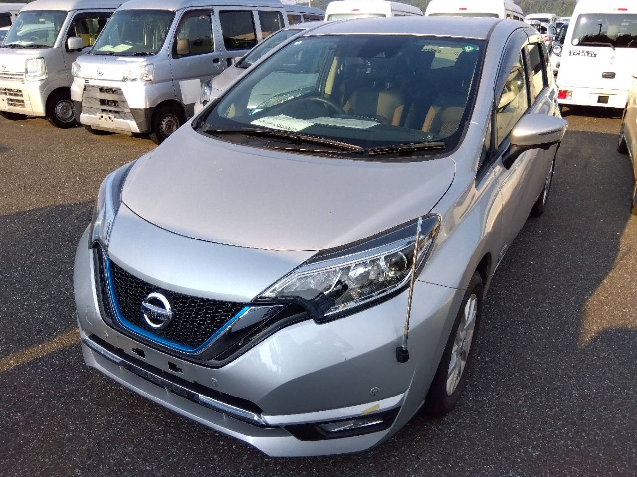 NISSAN NOTE