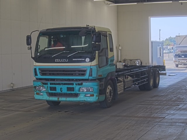 ISUZU GIGA