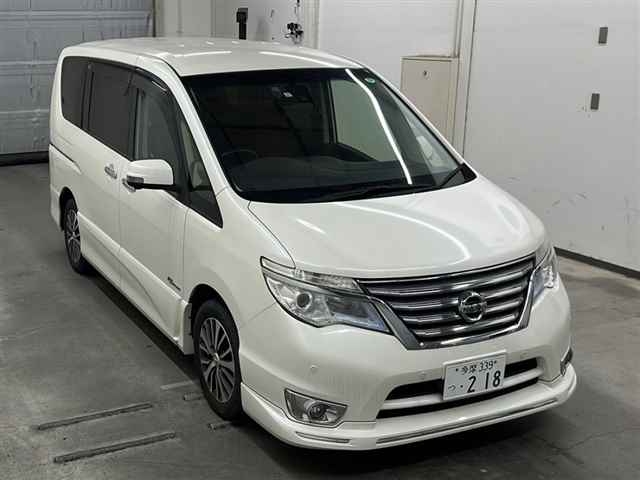 NISSAN SERENA