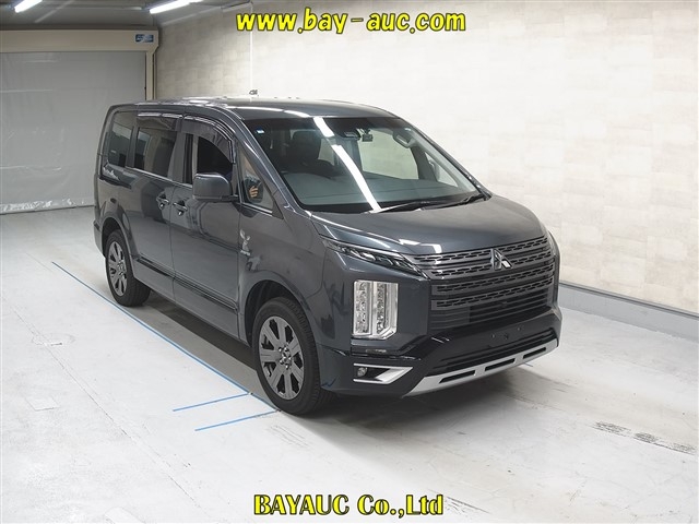 MITSUBISHI DELICA D:5