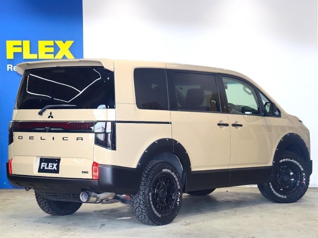 MITSUBISHI DELICA D:5