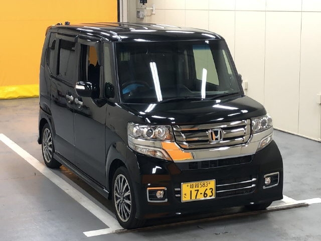 HONDA N BOX CUSTOM