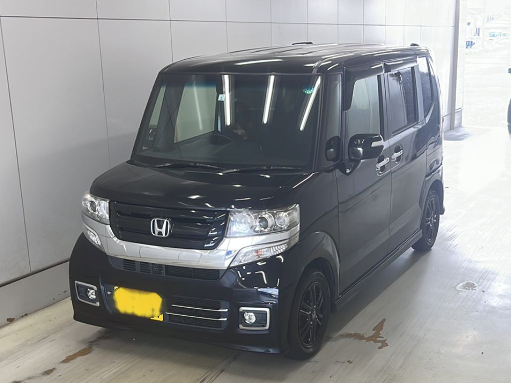 HONDA N BOX CUSTOM