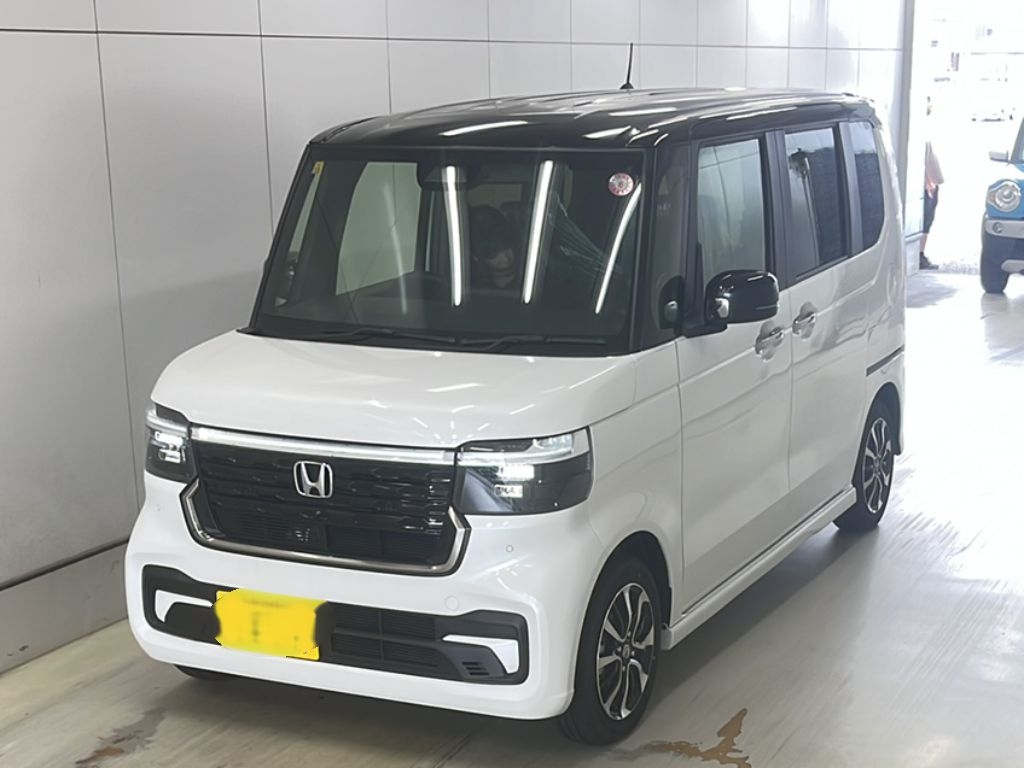 HONDA N BOX CUSTOM