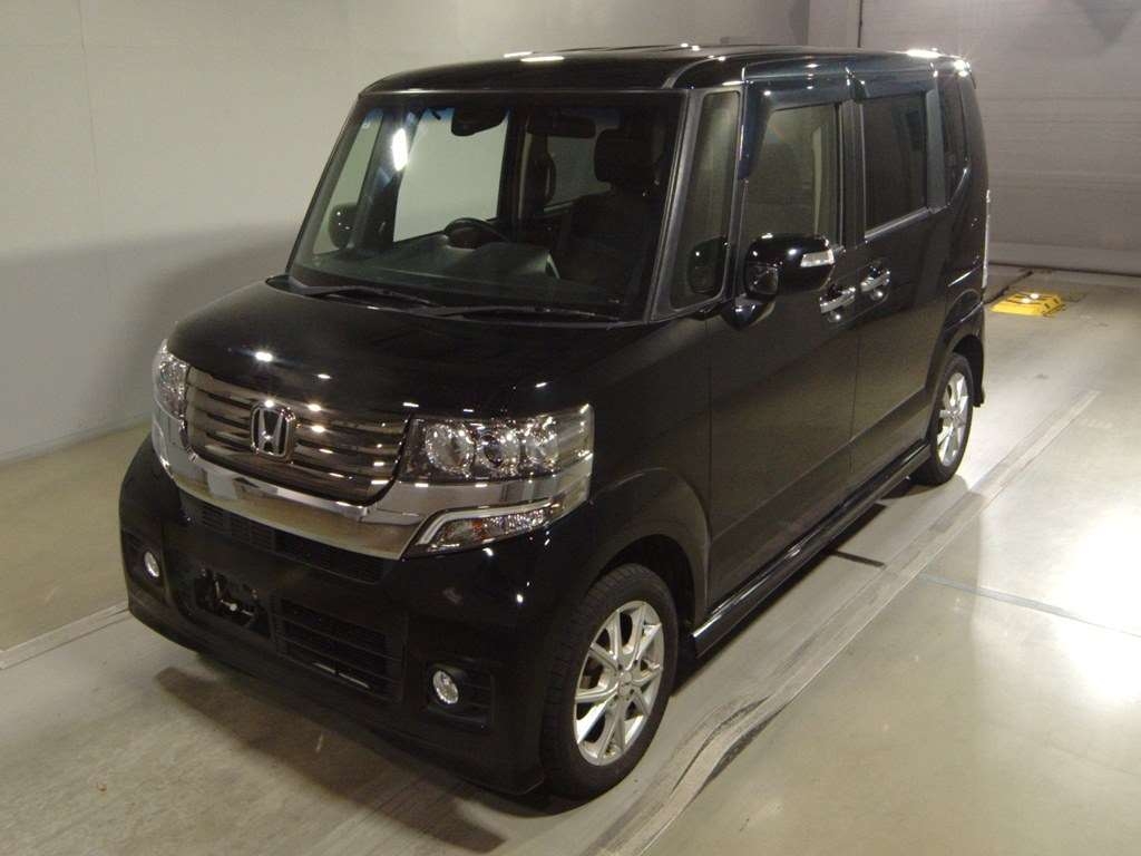 HONDA N BOX CUSTOM