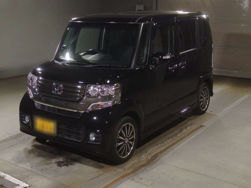 HONDA N BOX CUSTOM