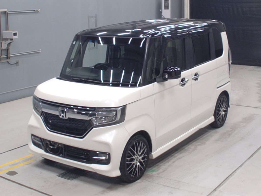 HONDA N BOX CUSTOM