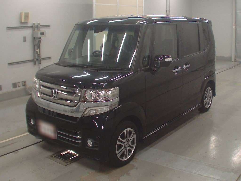 HONDA N BOX CUSTOM