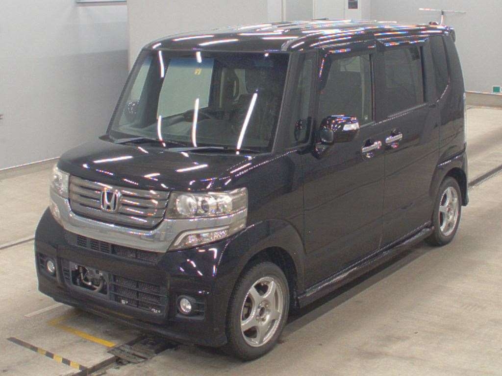 HONDA N BOX CUSTOM