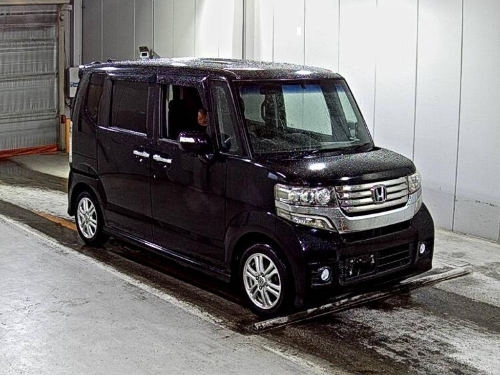 HONDA N BOX CUSTOM