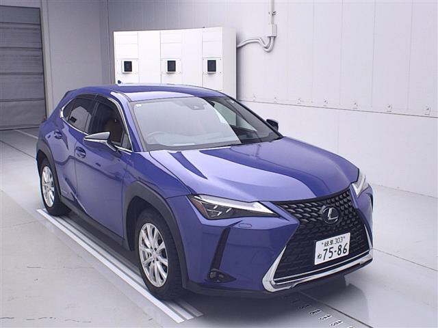 LEXUS UX