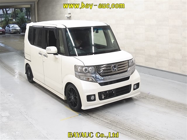 HONDA N BOX CUSTOM