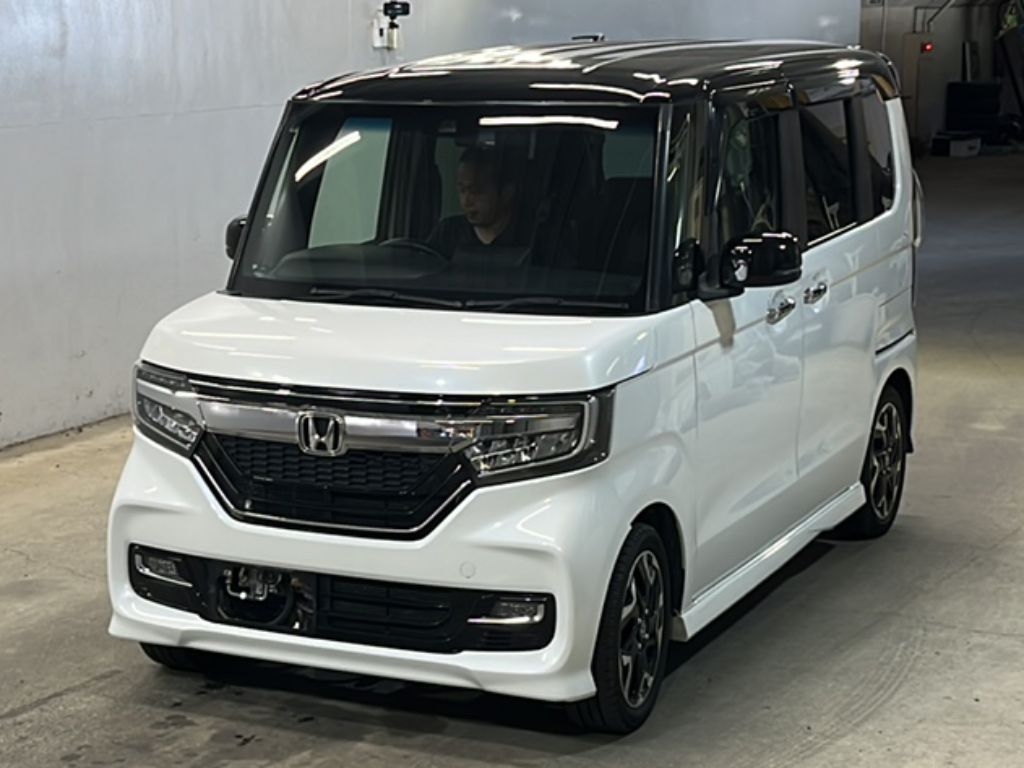 HONDA N BOX CUSTOM