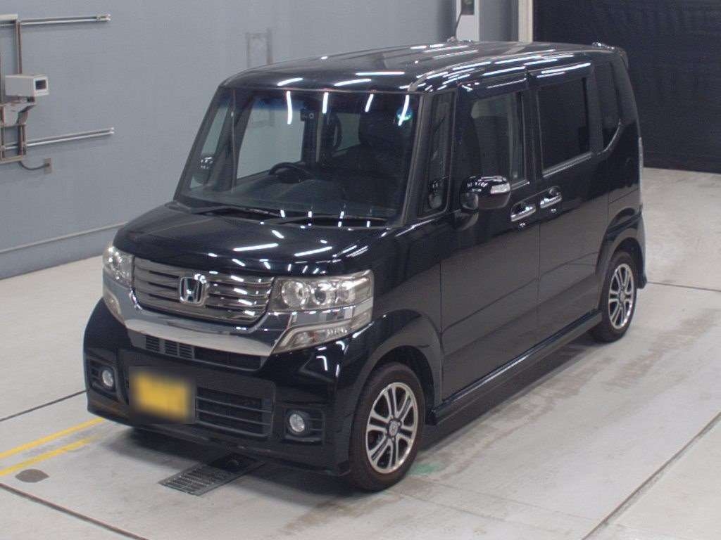 HONDA N BOX CUSTOM