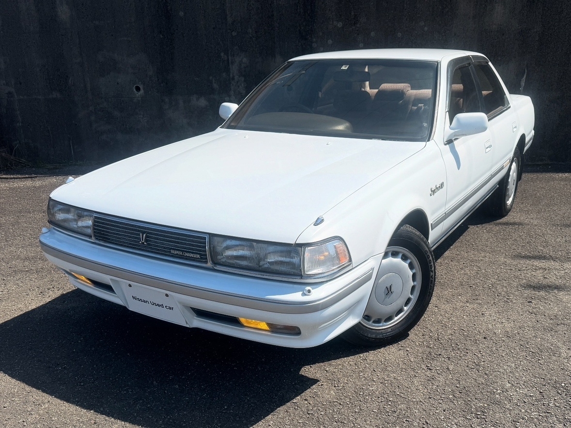 TOYOTA CRESTA
