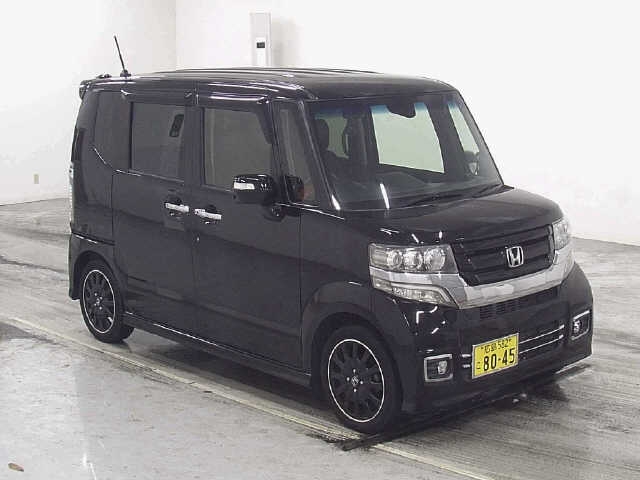 HONDA N BOX CUSTOM