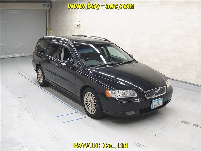 VOLVO V70