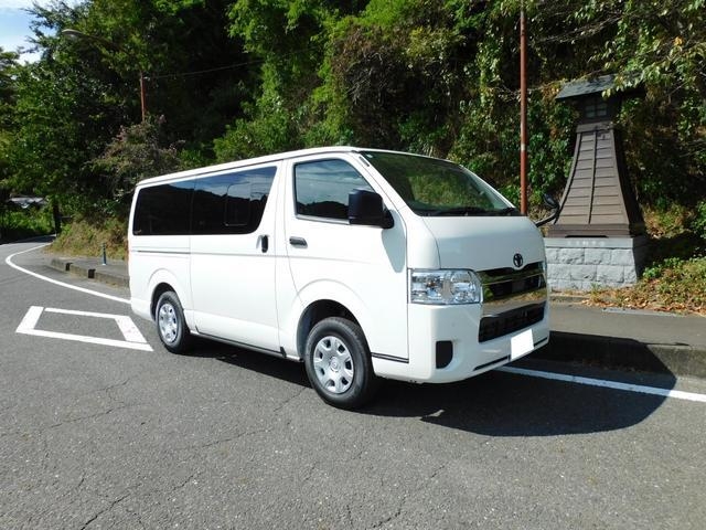 MAZDA BONGO BRAWNY VAN