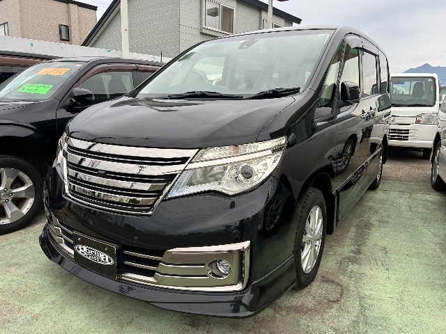 NISSAN SERENA